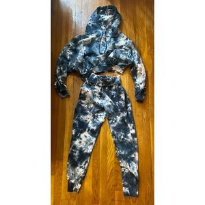 Young Fabulous & Broke Revolve Sweatshirt Sweatpants Sweatsuit Sweat Set Tie Dye